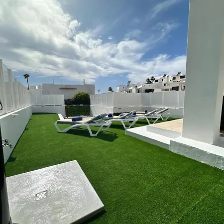 Casa de Férias Casa Caletón Blanco Pool And Puerto del Carmen (Lanzarote)