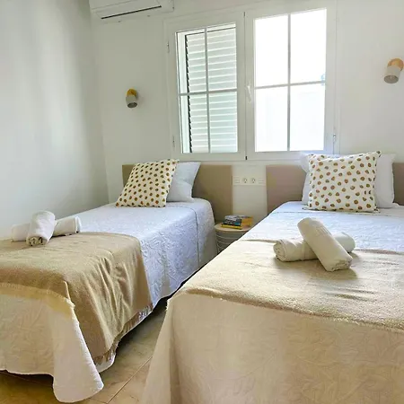 Casa Caleton Blanco Pool And Semesterbostad Puerto del Carmen (Lanzarote)